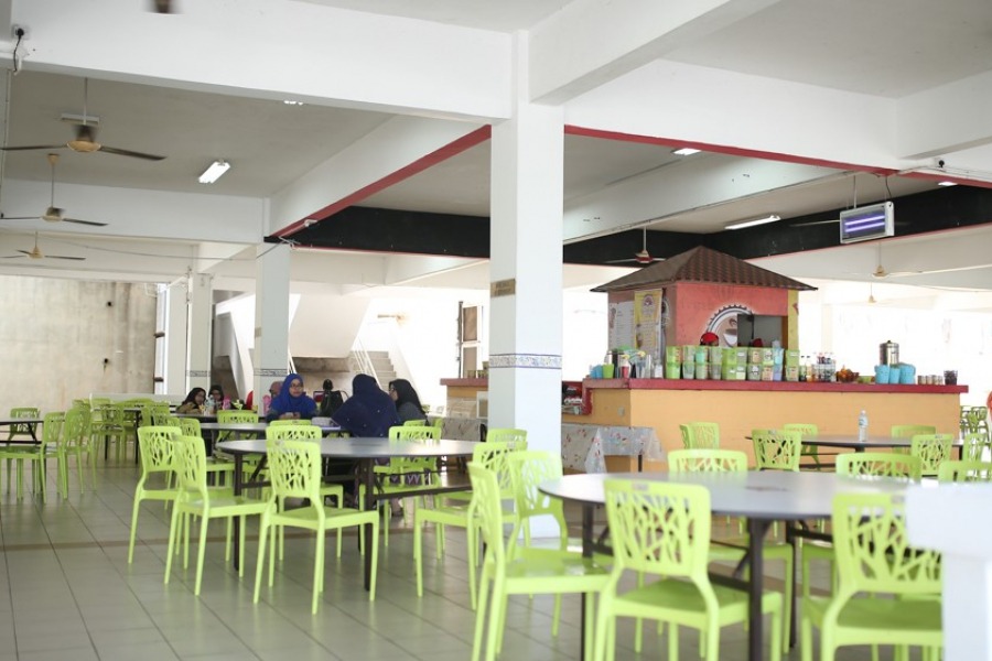 cafeteria 3