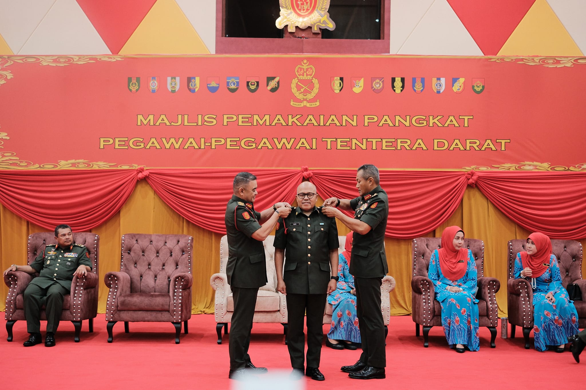 MAJLIS PEMAKAIAN PANGKAT PEGAWAI KANAN TENTERA DARAT